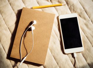 Podcasts para Estudar Inglês - TheCamp